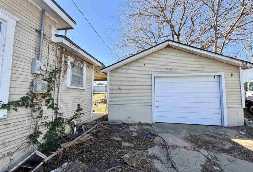 2 Bedrooms Bedrooms, 0 ,1 BathroomBathrooms,Residential,Single Family,Bristow,1,133600