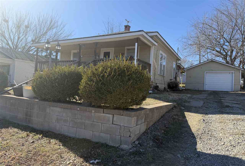 2 Bedrooms Bedrooms, 0 ,1 BathroomBathrooms,Residential,Single Family,Bristow,1,133600