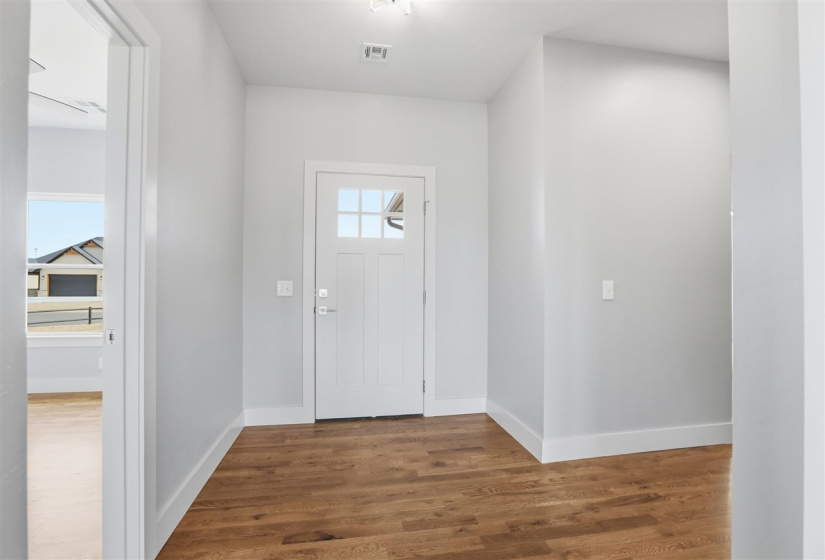 5 Bedrooms Bedrooms, 0 ,2 BathroomsBathrooms,Residential,Single Family,Brookwater Way,1,133607