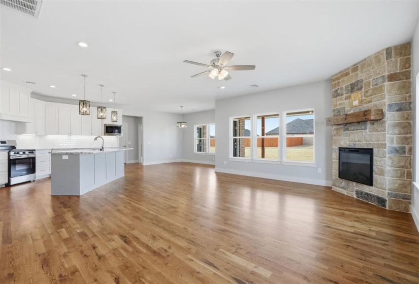 5 Bedrooms Bedrooms, 0 ,2 BathroomsBathrooms,Residential,Single Family,Brookwater Way,1,133607