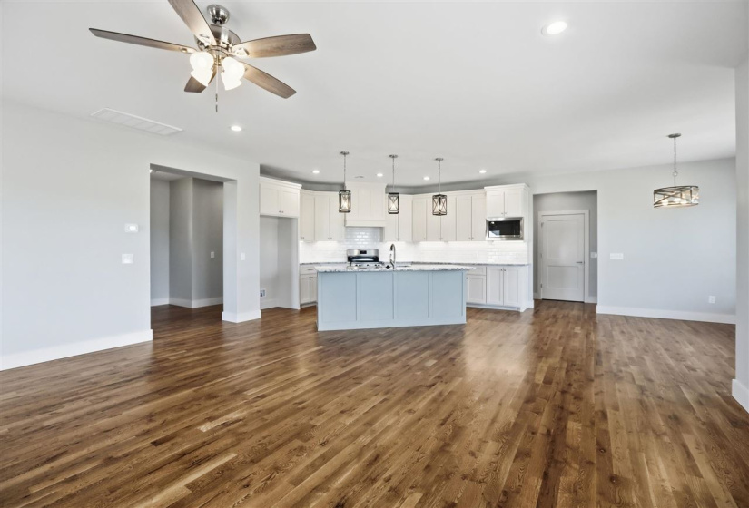 5 Bedrooms Bedrooms, 0 ,2 BathroomsBathrooms,Residential,Single Family,Brookwater Way,1,133607