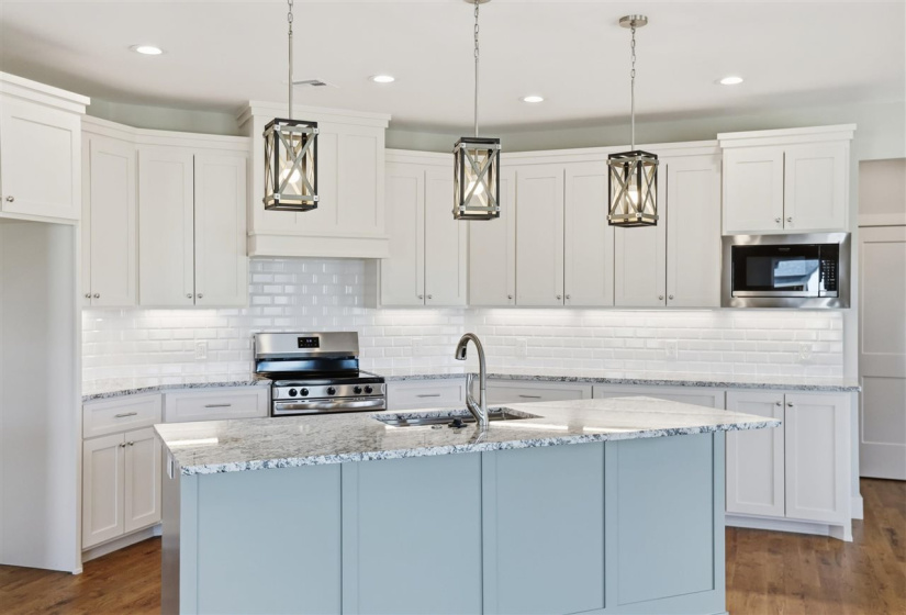 5 Bedrooms Bedrooms, 0 ,2 BathroomsBathrooms,Residential,Single Family,Brookwater Way,1,133607