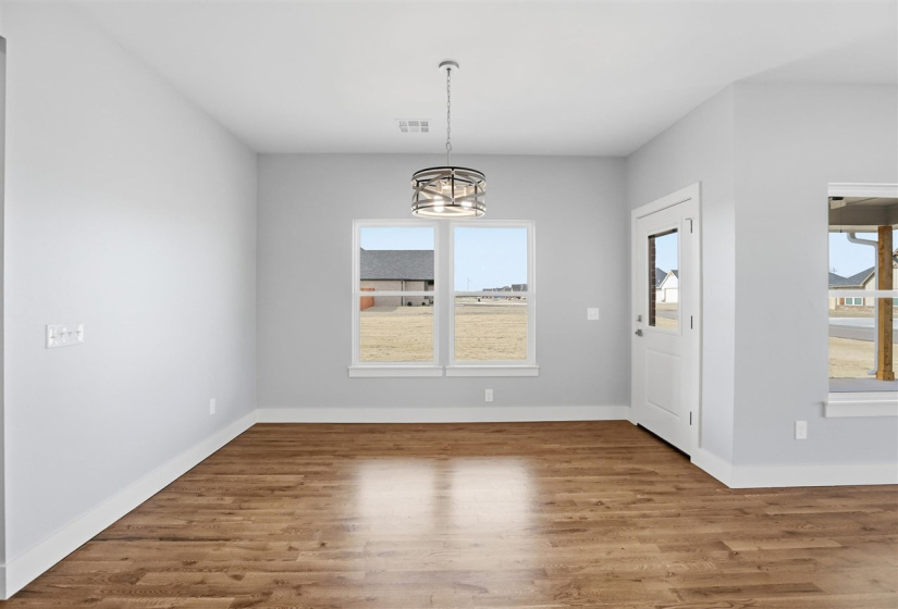 5 Bedrooms Bedrooms, 0 ,2 BathroomsBathrooms,Residential,Single Family,Brookwater Way,1,133607