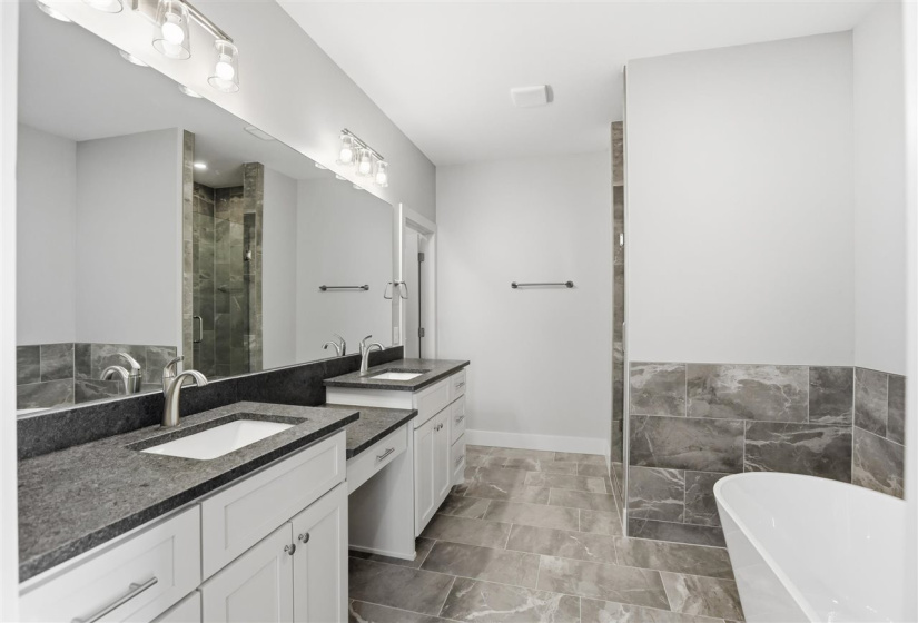 5 Bedrooms Bedrooms, 0 ,2 BathroomsBathrooms,Residential,Single Family,Brookwater Way,1,133607