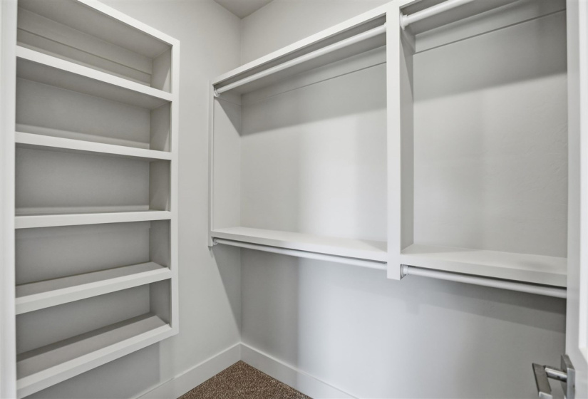 5 Bedrooms Bedrooms, 0 ,2 BathroomsBathrooms,Residential,Single Family,Brookwater Way,1,133607