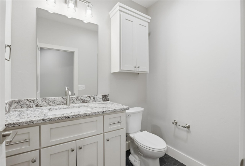 5 Bedrooms Bedrooms, 0 ,2 BathroomsBathrooms,Residential,Single Family,Brookwater Way,1,133607