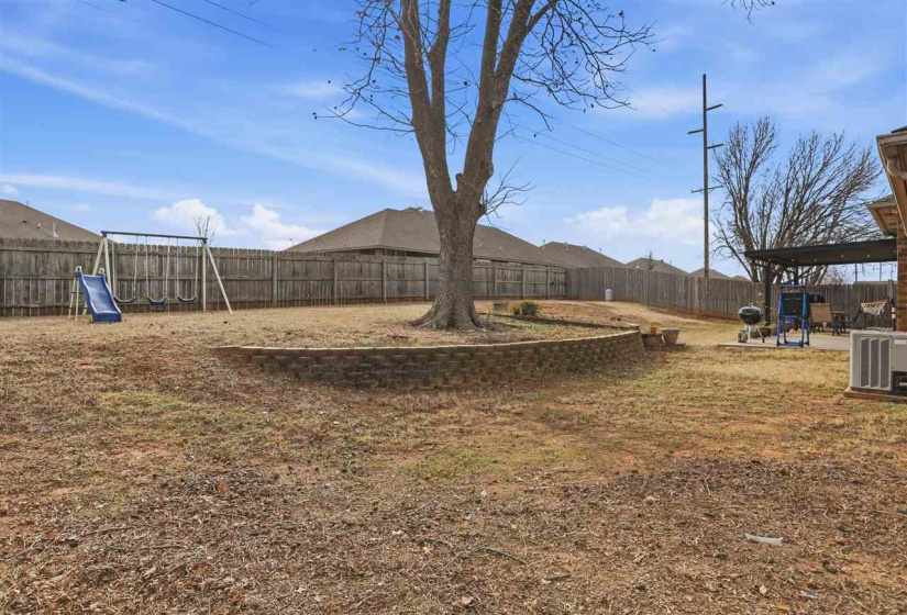 3 Bedrooms Bedrooms, 0 ,2 BathroomsBathrooms,Residential,Single Family,3rd,1,133608