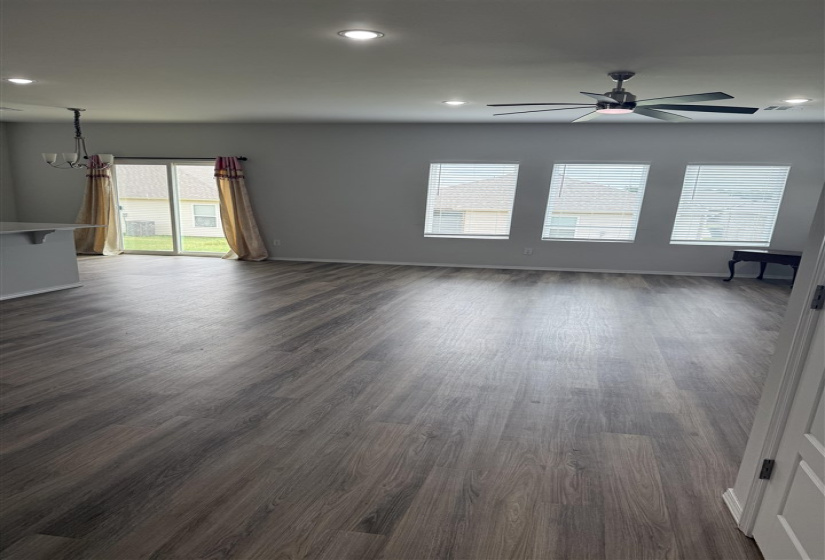 4 Bedrooms Bedrooms, 0 ,2 BathroomsBathrooms,Residential,Single Family,Appaloosa,2,133610