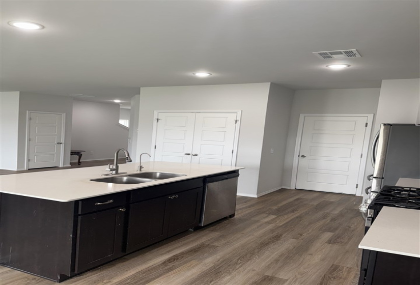 4 Bedrooms Bedrooms, 0 ,2 BathroomsBathrooms,Residential,Single Family,Appaloosa,2,133610