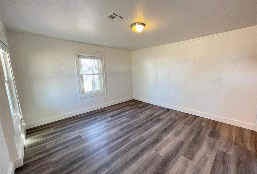 2 Bedrooms Bedrooms, 0 ,1 BathroomBathrooms,Residential,Single Family,Oak,1,133612