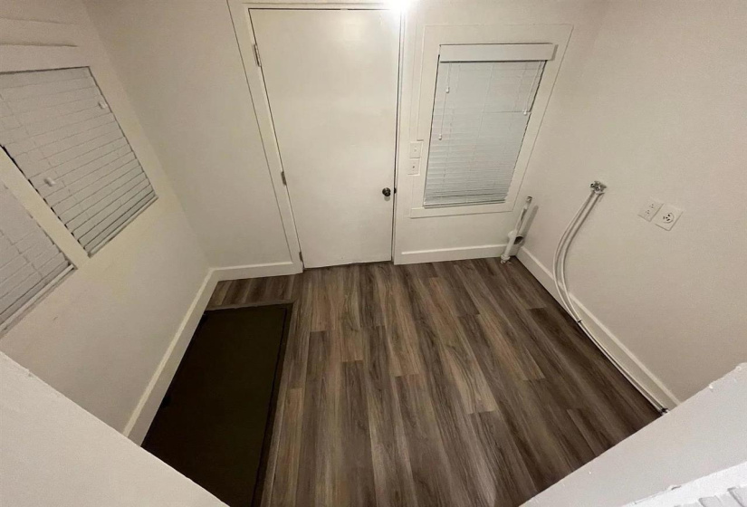 2 Bedrooms Bedrooms, 0 ,1 BathroomBathrooms,Residential,Single Family,Oak,1,133612