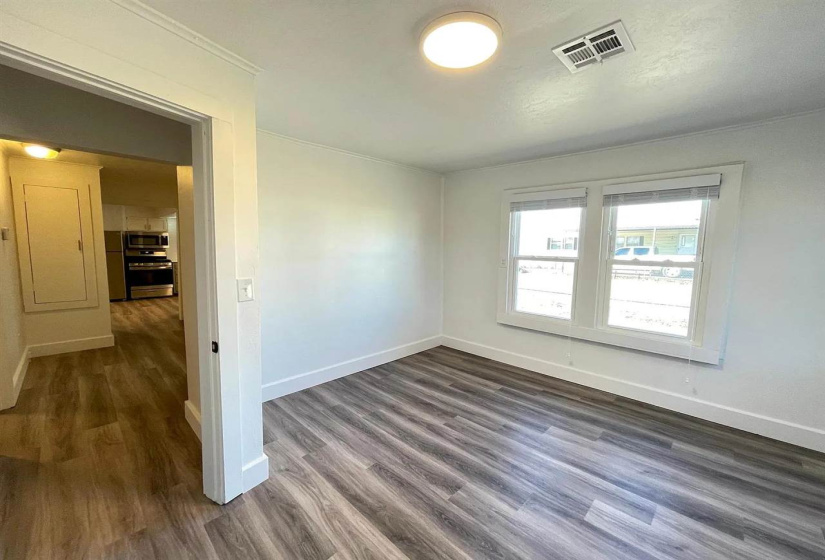 2 Bedrooms Bedrooms, 0 ,1 BathroomBathrooms,Residential,Single Family,Oak,1,133612