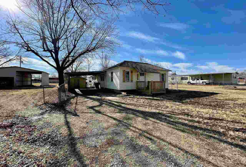 2 Bedrooms Bedrooms, 0 ,1 BathroomBathrooms,Residential,Single Family,Oak,1,133612