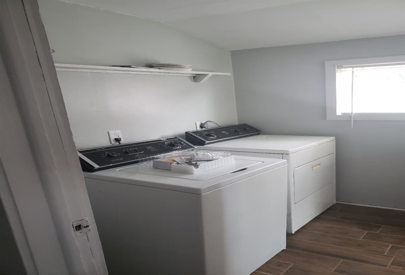 2 Bedrooms Bedrooms, 0 ,1 BathroomBathrooms,Residential,Single Family,Lowry,1,133613