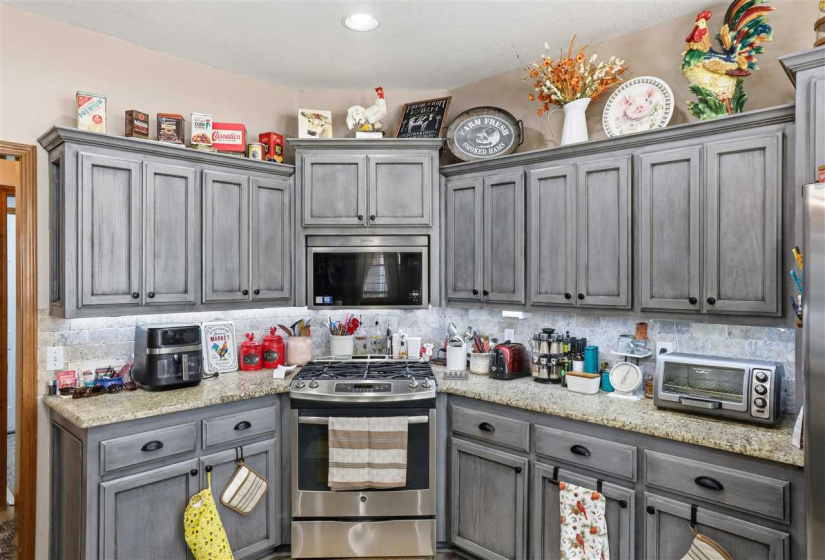 4 Bedrooms Bedrooms, 0 ,2 BathroomsBathrooms,Residential,Single Family,Cimarron,1,133614