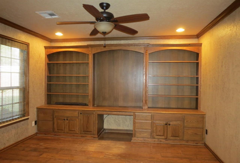 3 Bedrooms Bedrooms, 0 ,3 BathroomsBathrooms,Residential,Single Family,Washington,1.5,133616