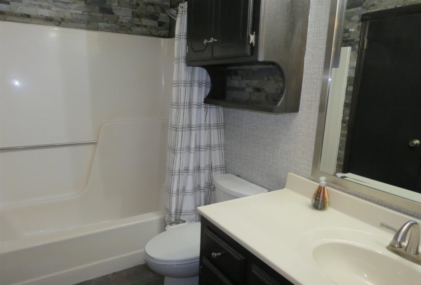 3 Bedrooms Bedrooms, 0 ,2 BathroomsBathrooms,Residential,Single Family,Post Oak,2,133621