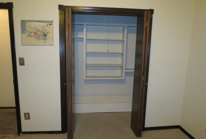 3 Bedrooms Bedrooms, 0 ,2 BathroomsBathrooms,Residential,Single Family,Post Oak,2,133621