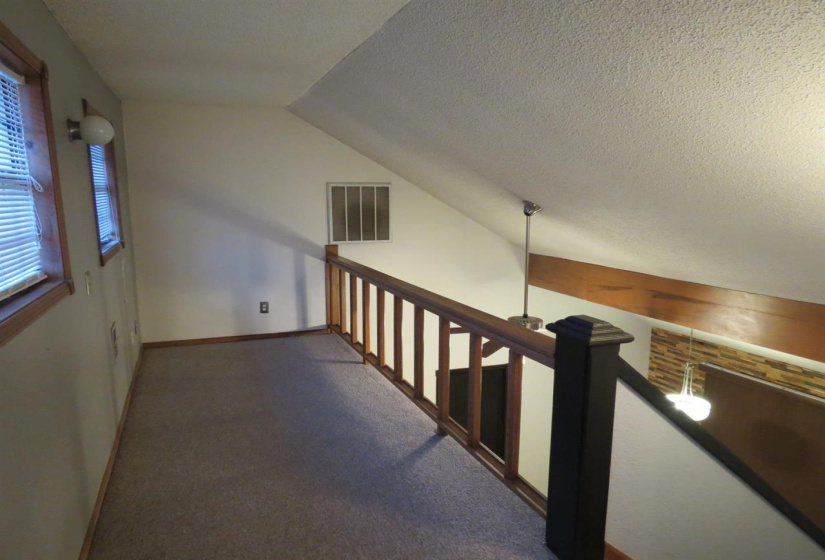 3 Bedrooms Bedrooms, 0 ,2 BathroomsBathrooms,Residential,Single Family,Post Oak,2,133621