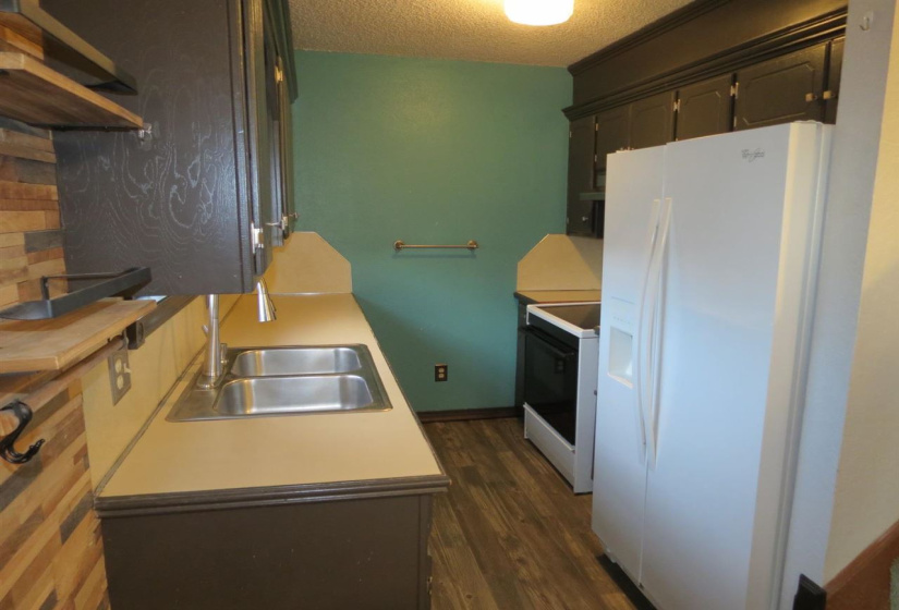 3 Bedrooms Bedrooms, 0 ,2 BathroomsBathrooms,Residential,Single Family,Post Oak,2,133621