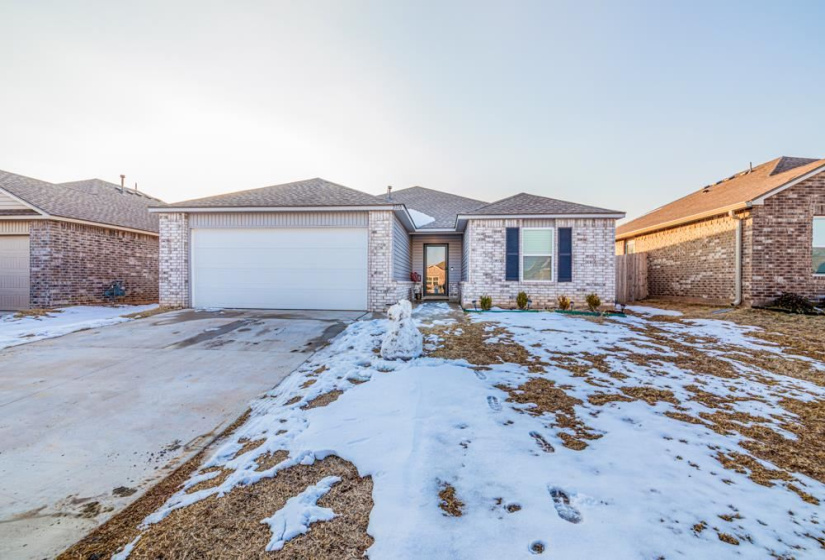 3 Bedrooms Bedrooms, 0 ,2 BathroomsBathrooms,Residential,Single Family,Colt,1,133623