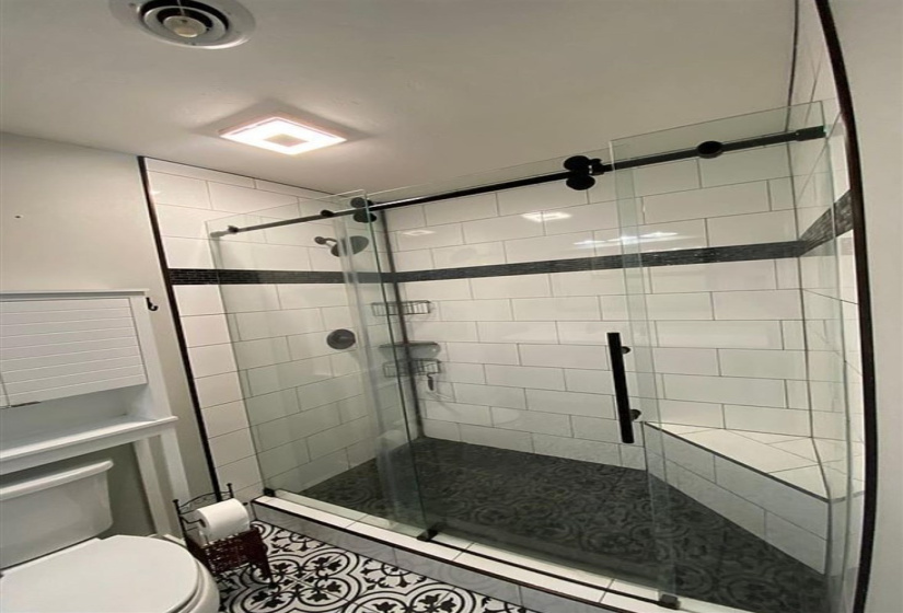 4 Bedrooms Bedrooms, 0 ,3 BathroomsBathrooms,Residential,Single Family,Locust,1,133625