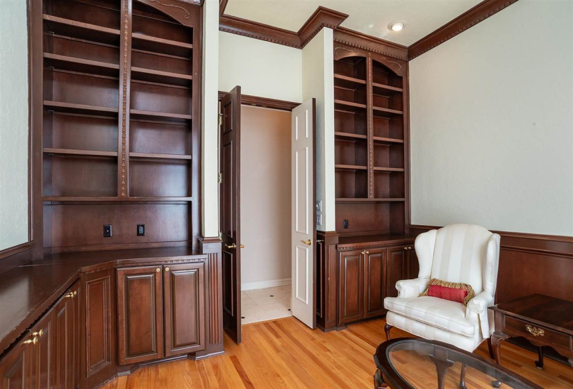 5 Bedrooms Bedrooms, 0 ,3 BathroomsBathrooms,Residential,Single Family,Woodlake,2,133627