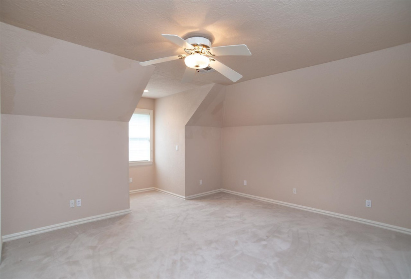 5 Bedrooms Bedrooms, 0 ,3 BathroomsBathrooms,Residential,Single Family,Woodlake,2,133627