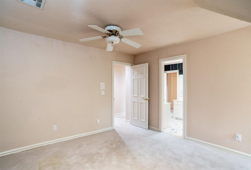 5 Bedrooms Bedrooms, 0 ,3 BathroomsBathrooms,Residential,Single Family,Woodlake,2,133627