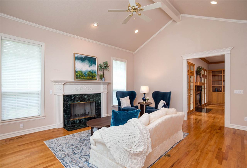 5 Bedrooms Bedrooms, 0 ,3 BathroomsBathrooms,Residential,Single Family,Woodlake,2,133627