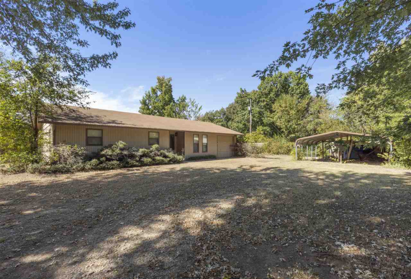 3 Bedrooms Bedrooms, 0 ,1 BathroomBathrooms,Residential,Single Family,Henderson Street,1,133629