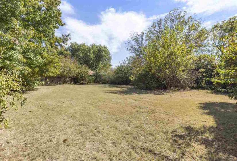 3 Bedrooms Bedrooms, 0 ,1 BathroomBathrooms,Residential,Single Family,Henderson Street,1,133629