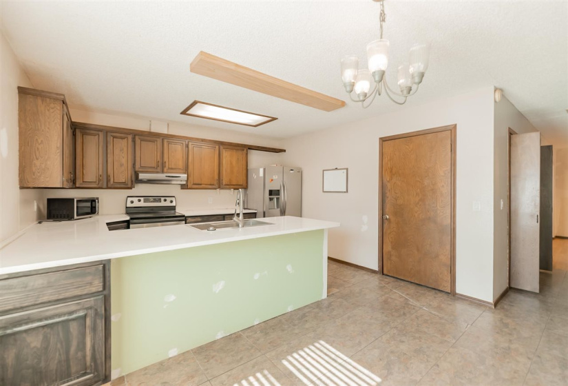 3 Bedrooms Bedrooms, 0 ,2 BathroomsBathrooms,Residential,Single Family,Surrey,1,133635