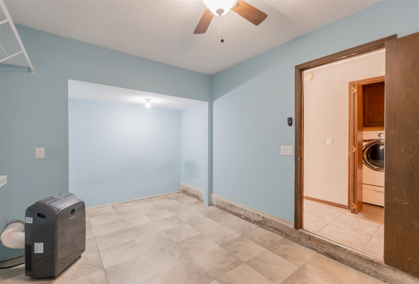 3 Bedrooms Bedrooms, 0 ,2 BathroomsBathrooms,Residential,Single Family,Surrey,1,133635