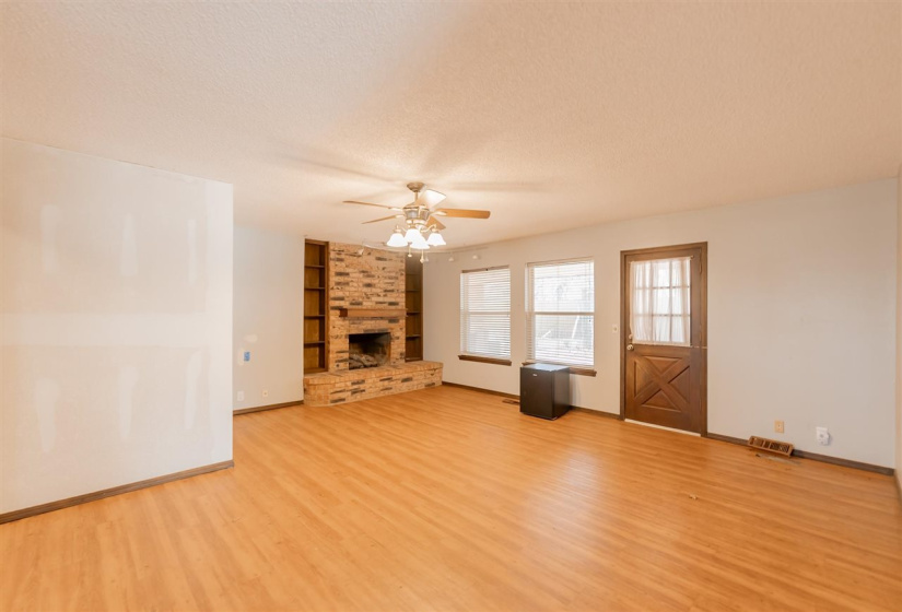 3 Bedrooms Bedrooms, 0 ,2 BathroomsBathrooms,Residential,Single Family,Surrey,1,133635