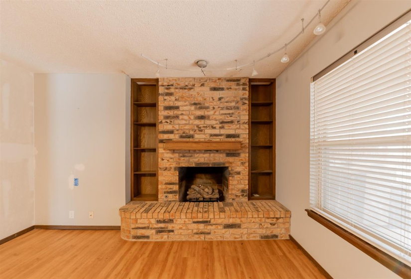 3 Bedrooms Bedrooms, 0 ,2 BathroomsBathrooms,Residential,Single Family,Surrey,1,133635