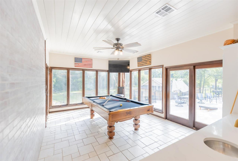 4 Bedrooms Bedrooms, 0 ,4 BathroomsBathrooms,Residential,Single Family,Thompson,1.5,133654