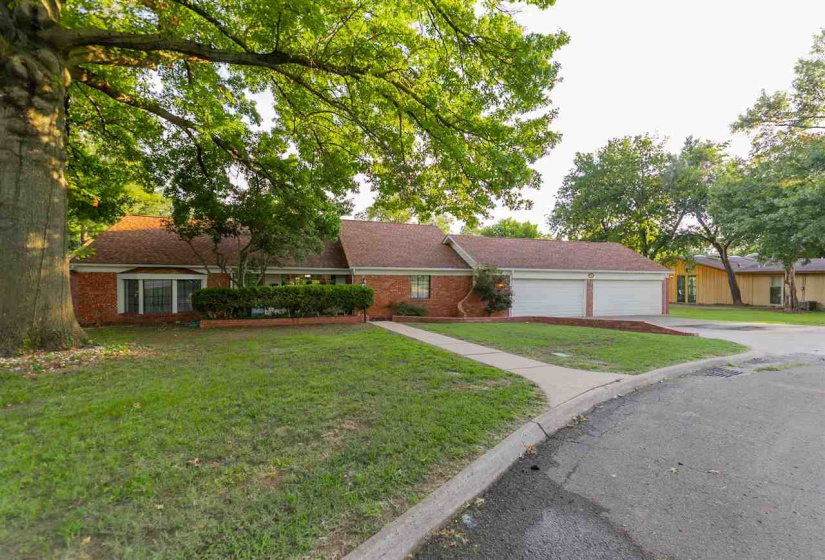 4 Bedrooms Bedrooms, 0 ,4 BathroomsBathrooms,Residential,Single Family,Thompson,1.5,133654