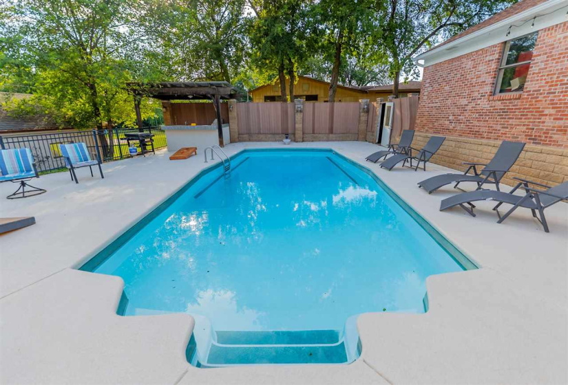 4 Bedrooms Bedrooms, 0 ,4 BathroomsBathrooms,Residential,Single Family,Thompson,1.5,133654