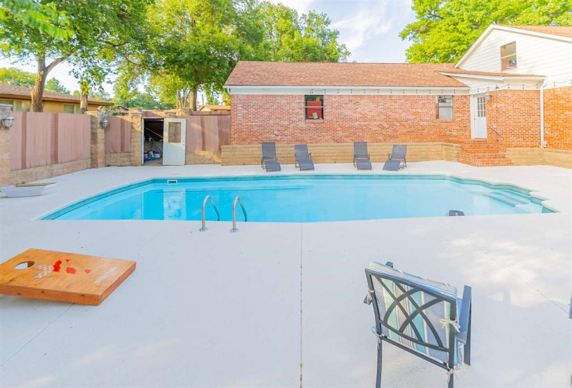 4 Bedrooms Bedrooms, 0 ,4 BathroomsBathrooms,Residential,Single Family,Thompson,1.5,133654