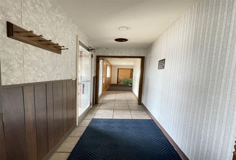 0 ,6 BathroomsBathrooms,Commercial/industrial,Commercial,Highland,1,133657