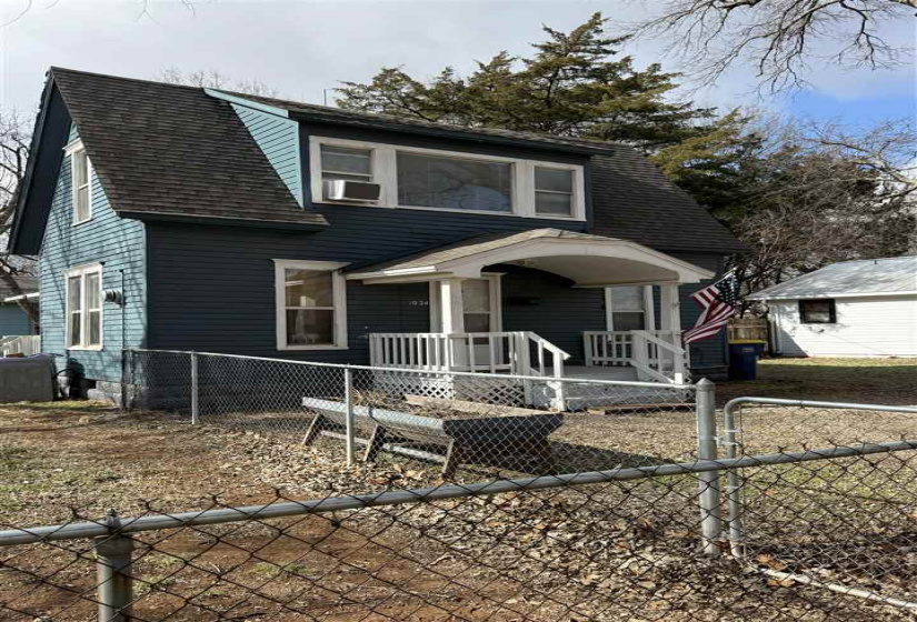 3 Bedrooms Bedrooms, 0 ,2 BathroomsBathrooms,Residential,Single Family,Jefferson,2,133660