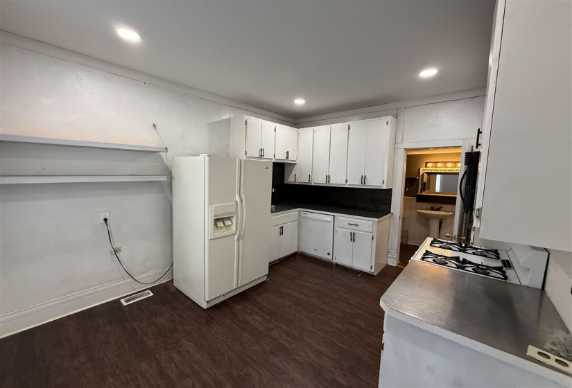 3 Bedrooms Bedrooms, 0 ,2 BathroomsBathrooms,Residential,Single Family,Jefferson,2,133660