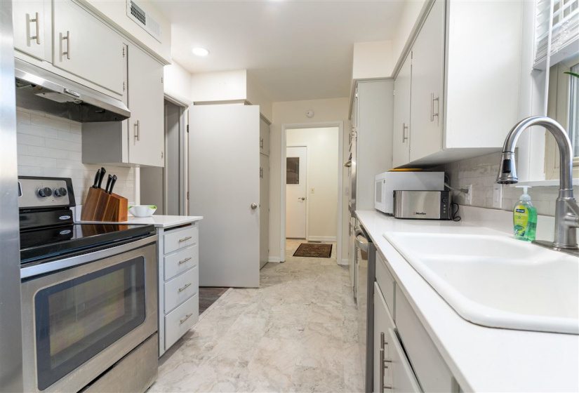 3 Bedrooms Bedrooms, 0 ,2 BathroomsBathrooms,Residential,Single Family,Glenwood,1,133675