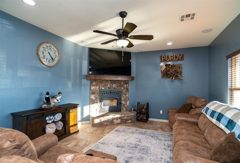 3 Bedrooms Bedrooms, 0 ,2 BathroomsBathrooms,Residential,Single Family,344th,1,133676