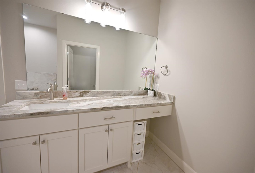 5 Bedrooms Bedrooms, 0 ,2 BathroomsBathrooms,Residential,Single Family,Bandera,1,133678