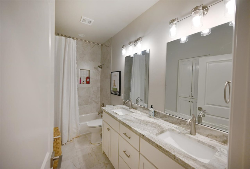 5 Bedrooms Bedrooms, 0 ,2 BathroomsBathrooms,Residential,Single Family,Bandera,1,133678