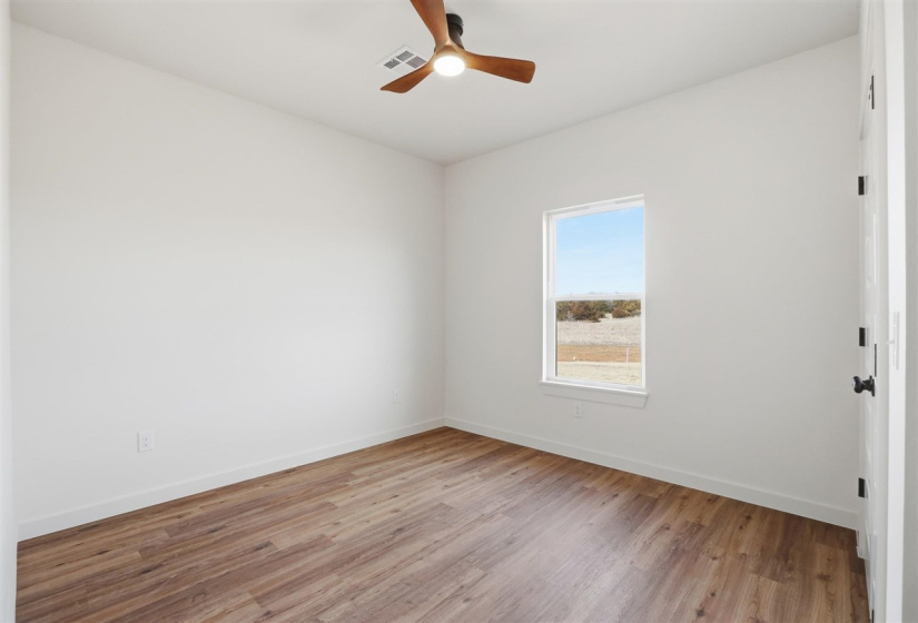 4 Bedrooms Bedrooms, 0 ,2 BathroomsBathrooms,Residential,Single Family,Bison,1,133684