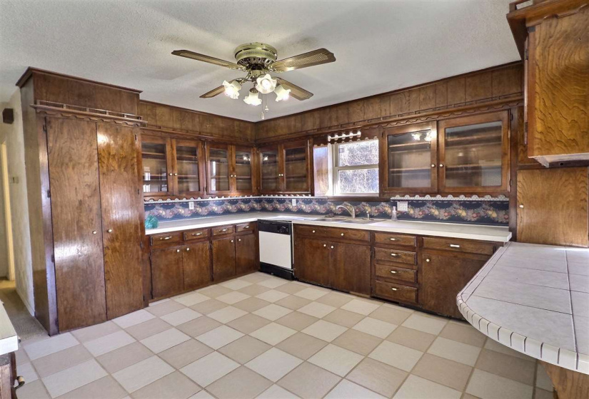 3 Bedrooms Bedrooms, 0 ,3 BathroomsBathrooms,Residential,Single Family,Stoney Creek,0,133686