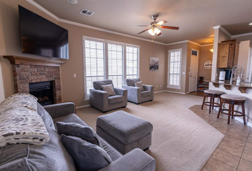 3 Bedrooms Bedrooms, 0 ,2 BathroomsBathrooms,Residential,Single Family,Windsor,1,133688